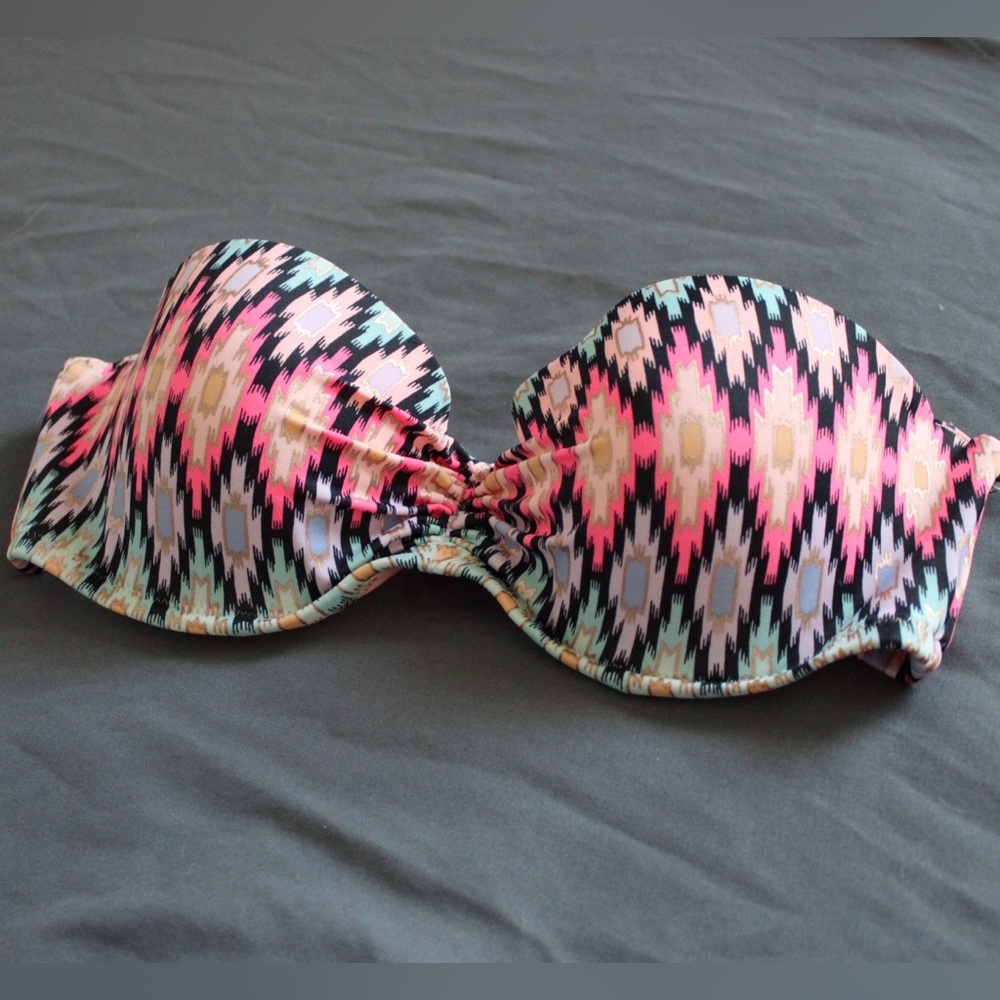 VS Strapless Colorful Bikini Top 34C Underwire Pink Blue Peach Black Patterned